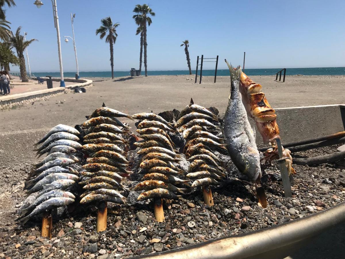 Malaga Beach House, 2 City Bikes, 2 Children'S Bikes, Wifi, Big Terrace, Bbq, Family, Childfriendly Eksteriør bilde
