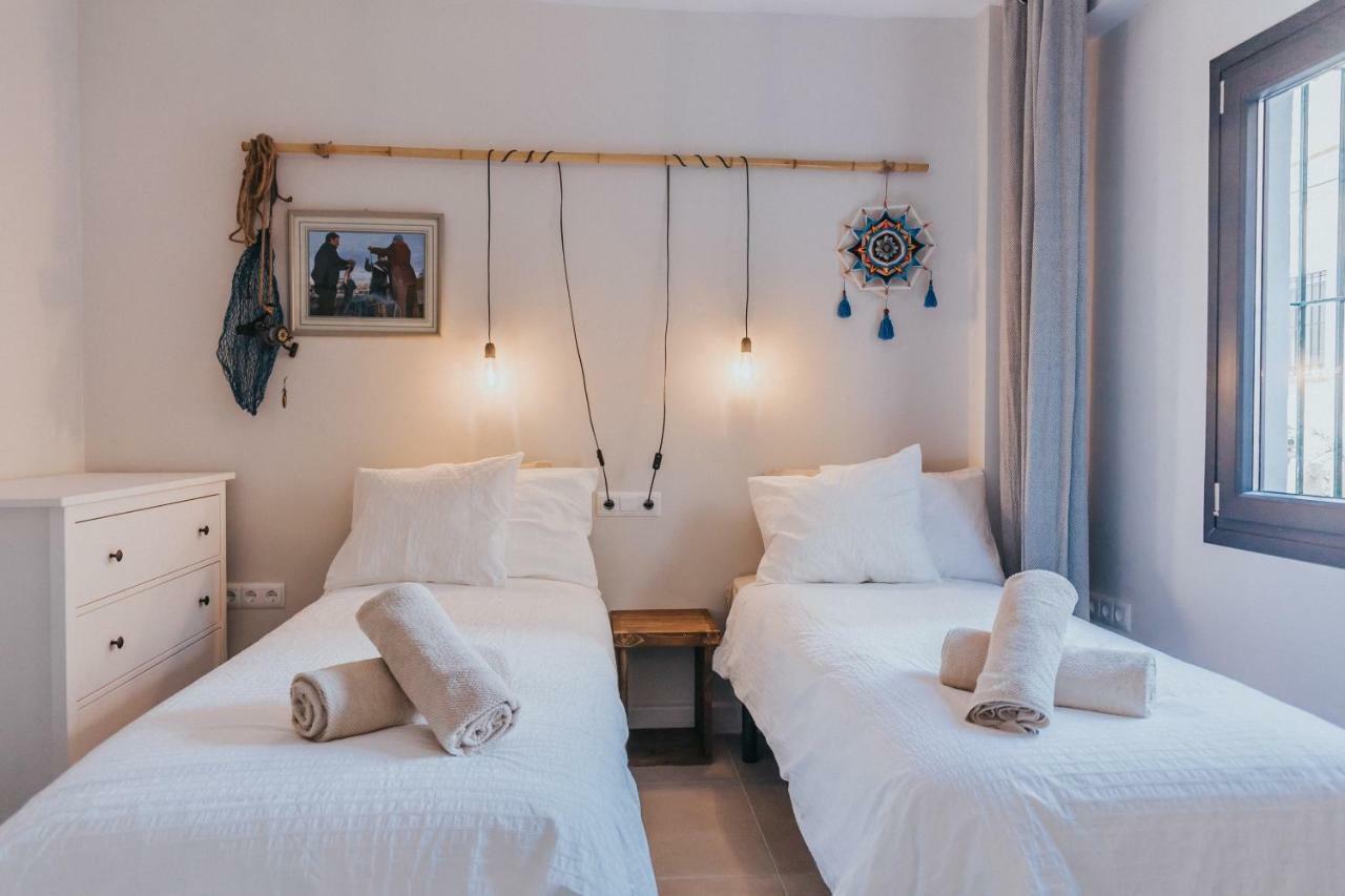 Malaga Beach House, 2 City Bikes, 2 Children'S Bikes, Wifi, Big Terrace, Bbq, Family, Childfriendly Eksteriør bilde