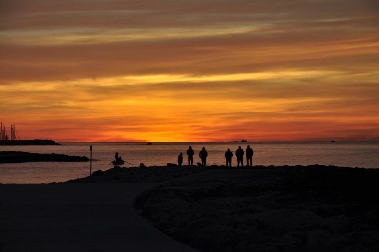 Malaga Beach House, 2 City Bikes, 2 Children'S Bikes, Wifi, Big Terrace, Bbq, Family, Childfriendly Eksteriør bilde